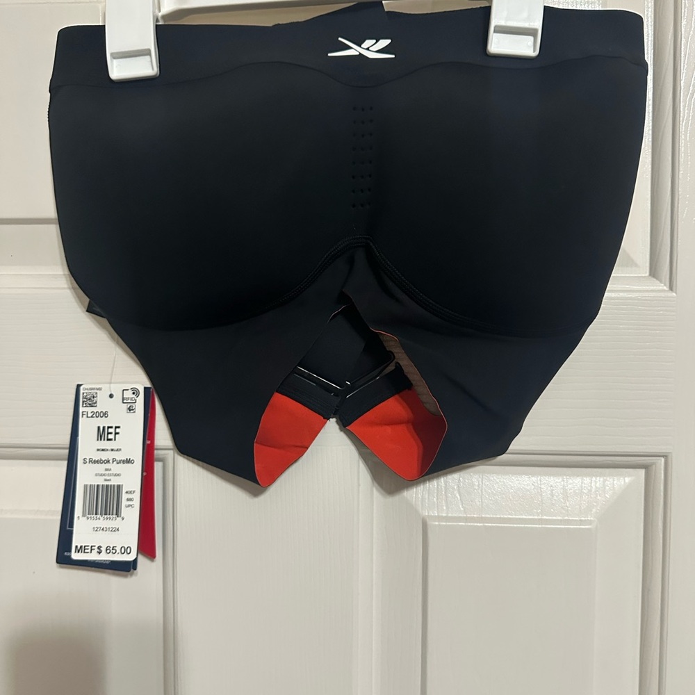 Women’s Black sports bra